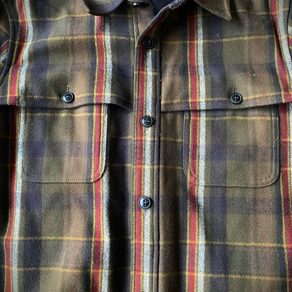 Pendleton Plaid Heavy Shirt with side pockets. - Picture 3 of 9